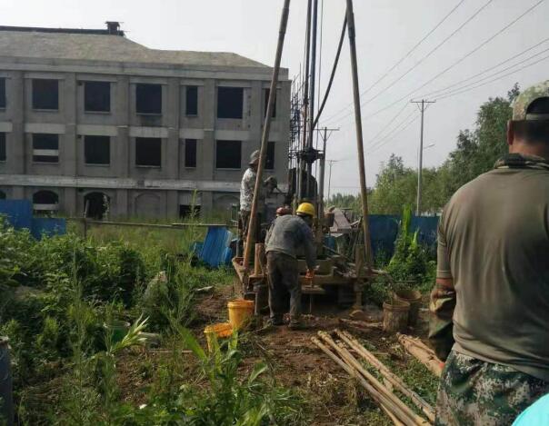 撫順市危險廢物無害化處置及資源綜合利用項目（一期）水池、焚燒車間、焚燒車間煙囪工程